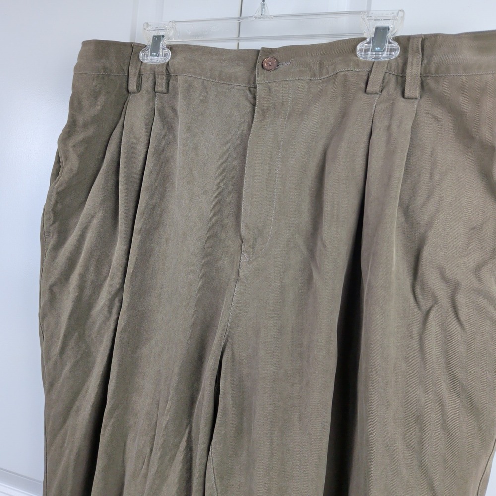 Tommy Bahama Pants Mens 42 Olive 100% Silk Pleated Herringbone 42x29 Trousers